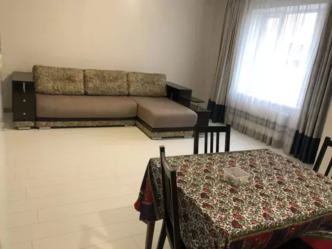 3-к кв. Свердловская область, Екатеринбург ул. Бахчиванджи, 15 (71.5 ...