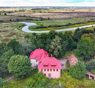 Дом в Калининградская область, Черняховск ул. Чернышевского, 3 (851 м)