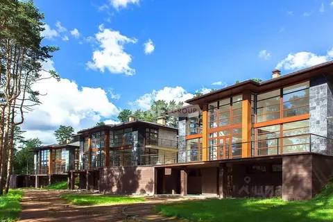 Коттедж в Санкт-Петербург пос. Солнечное, ул. Танкистов, 2 (3095 м)