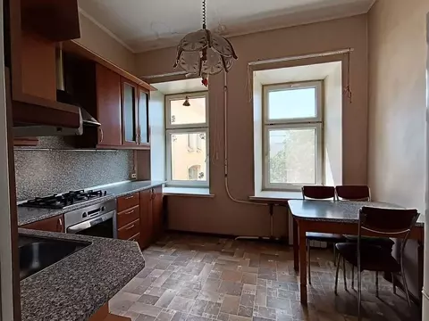 2-к кв. Санкт-Петербург Серпуховская ул., 5 (70.0 м)