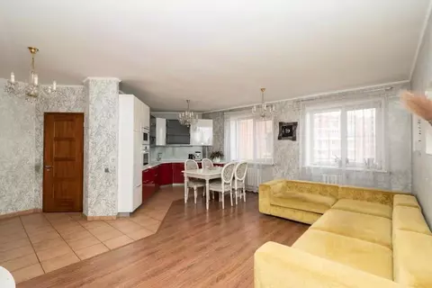 3-к кв. Иркутская область, Иркутск ул. Рабочего Штаба, 1/4 (130.4 м)