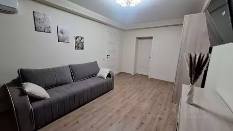 2-к кв. Крым, Симферополь ул. Набережная имени 60-летия СССР, 77 (44.0 ...