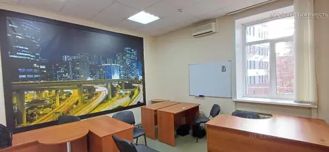 Офис в Оренбургская область, Оренбург ул. Аксакова, 8 (18 м)