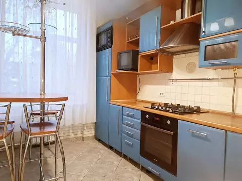 Продается 3-комнатная квартира