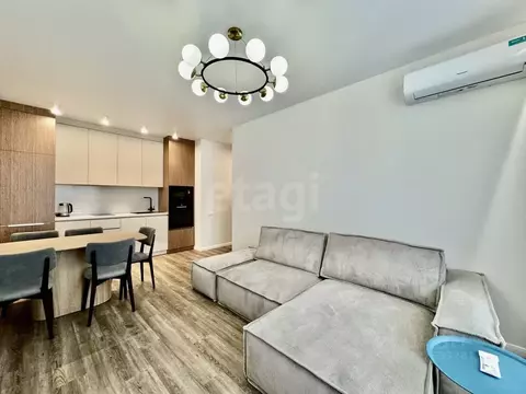 2-к кв. Тюменская область, Тюмень ул. Пожарных и Спасателей, 1 (70.0 ...