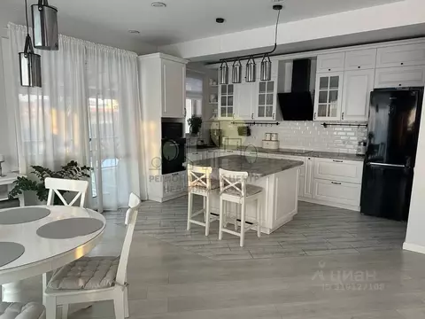 Дом в Иркутская область, Иркутский муниципальный округ, д. Грановщина ...