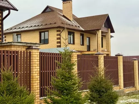 Коттедж в Пермский край, Пермь Изумрудная ул., 12 (280 м)