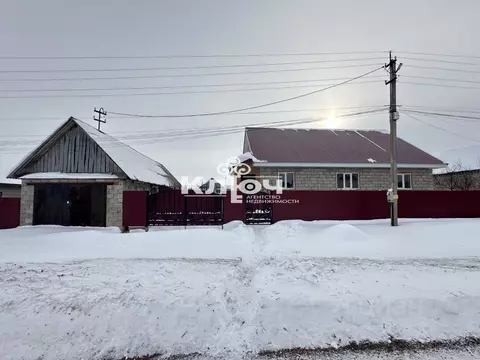 Дом в Башкортостан, Стерлибашевский сельсовет, с. Стерлибашево ул. ...