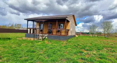 Дом в Новгородская область, Новгородский район, Ракомское с/пос, д. ...