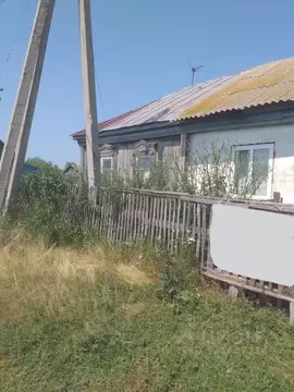 Дом в Башкортостан, Стерлибашевский район, Сарайсинский сельсовет, с. ...