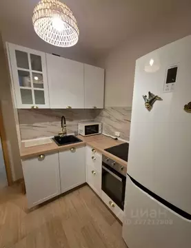 2-к кв. Москва Мичуринский просп., 13к3 (49.5 м)