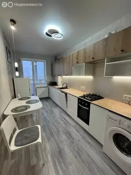 1-комнатная квартира: Калининград, улица Старшины Дадаева, 71 (38.6 м)