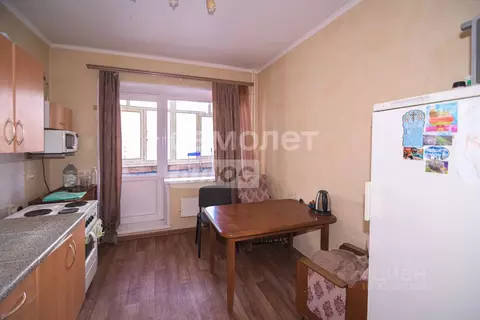 2-к кв. Ханты-Мансийский АО, Сургут просп. Ленина, 70 (57.6 м)