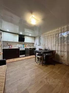 Дом в Волгоградская область, Волгоград Сахалинская ул. (112 м)