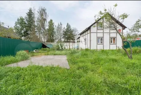 Дом в Ленинградская область, Кировское городское поселение, Беляевский ...