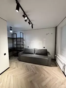 Студия Тюменская область, Тюмень ул. Пожарных и Спасателей, 5 (29.1 м)