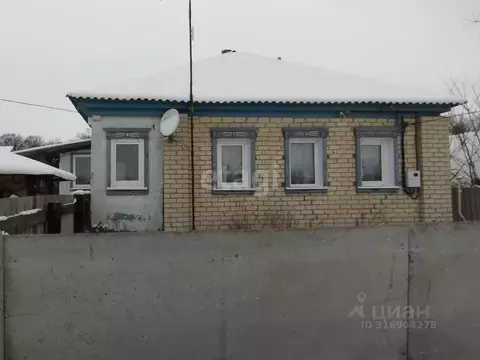 Дом в Белгородская область, Алексеевский муниципальный округ, с. ...