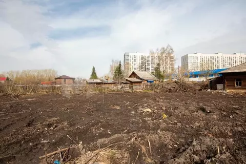 Участок в Тюменская область, Тюмень ул. Бакинских Комиссаров (16.0 ...