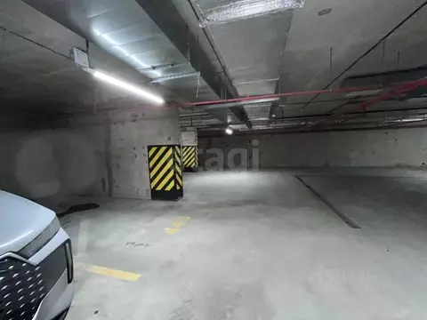 Гараж в Санкт-Петербург ул. Верхне-Каменская, 9к1 (13 м)