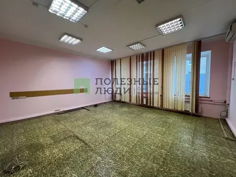 Помещение свободного назначения в Красноярский край, Красноярск ул. ...