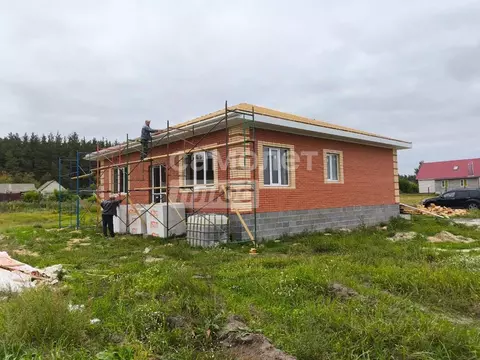 Дом в Курская область, Октябрьский район, Большедолженковский ...