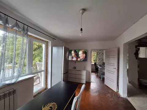 2-к кв. Северная Осетия, Владикавказ пл. 50 лет Октября, 4 (39.9 м)