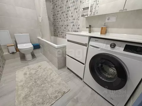 1-к кв. Калининградская область, Пионерский Октябрьская ул., 8 (52.0 ...