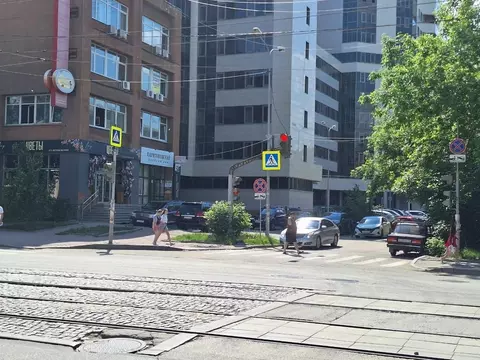 Помещение свободного назначения в Свердловская область, Екатеринбург ...