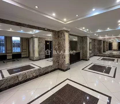 Продается 8-комнатная квартира