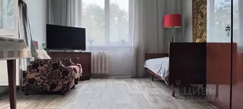 1-к кв. Пермский край, Пермь Петрозаводская ул., 10 (33.0 м)