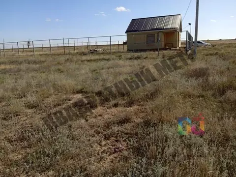 Участок в Калмыкия, Целинный район, с. Троицкое ул. Учительская, 61 ...