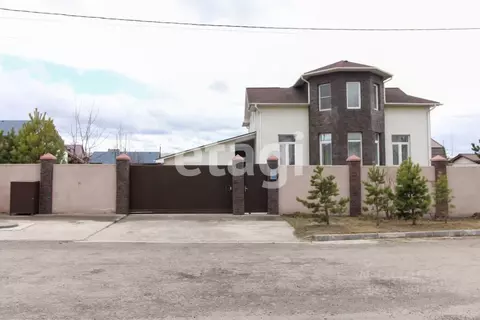 Дом в Красноярский край, Красноярск городской округ, пос. Солонцы пер. ...