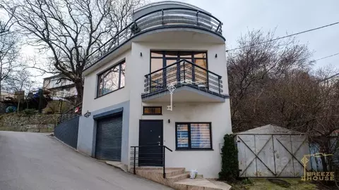 Помещение свободного назначения в Крым, Ялта ул. Грибоедова, 18А (214 ...