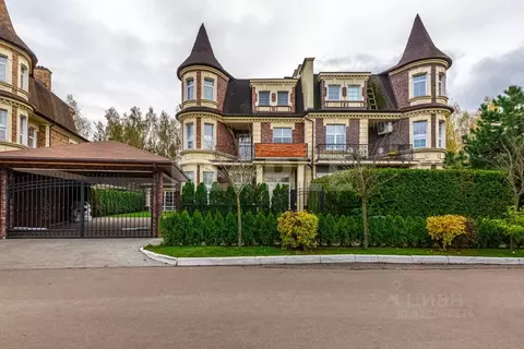 Таунхаус в Московская область, Красногорск городской округ, с. ...