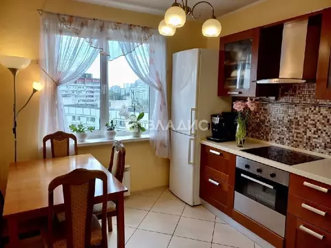 Продается 2-комнатная квартира