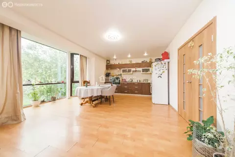 3-комнатная квартира: Петрозаводск, Сулажгорская улица, 7 (86.4 м)