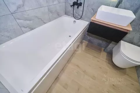 2-к кв. Кемеровская область, Кемерово Октябрьский просп., 30Б (40.7 м)