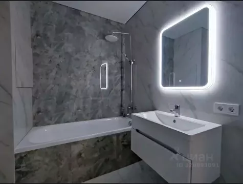 2-к кв. Москва д. Марьино, ул. Жемчужная, 1к15 (54.0 м)