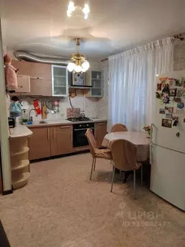 3-к кв. Волгоградская область, Волгоград ул. Репина, 1 (58.8 м)