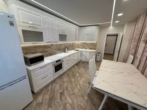 1-к кв. Воронежская область, Воронеж ул. Переверткина, 1/10 (50.0 м)