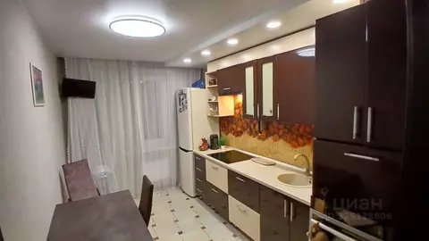 2-к кв. Кемеровская область, Новокузнецк просп. Авиаторов, 81 (50.9 м)