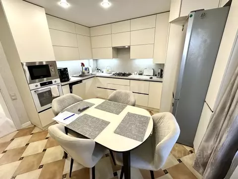 3-к кв. Смоленская область, Смоленск ул. Кирова, 26а (76.3 м)