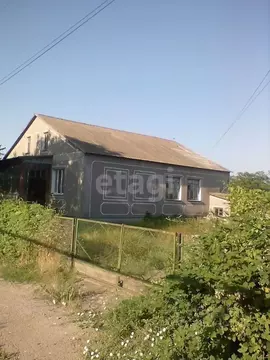 Дом в Крым, Черноморский район, с. Кировское ул. Фрунзе, 24 (336 м)