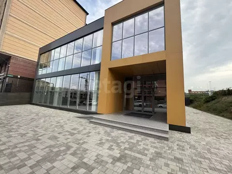 Торговая площадь в Северная Осетия, Владикавказ ул. Ахмада Кадырова, ...