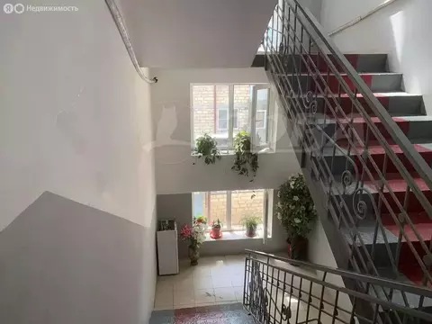 3-комнатная квартира: Дербент, улица Расулбекова, 8Б (81.1 м)