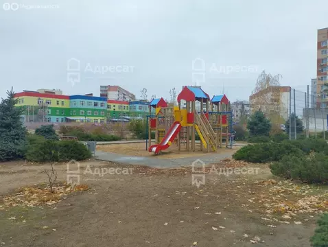 3-комнатная квартира: Волжский, улица Мира, 131 (65.7 м)