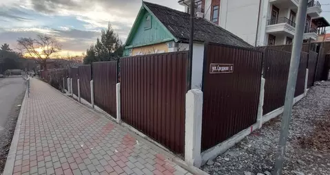 Участок в Краснодарский край, Геленджик Средняя ул., 8 (4.5 сот.)