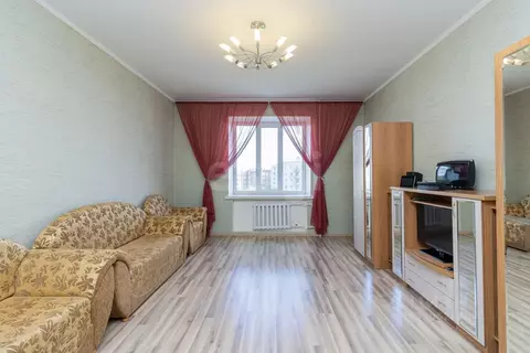 3-к кв. Тюменская область, Тюмень Холодильная ул., 142 (109.7 м)