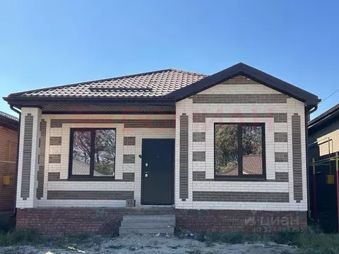 Дом в Ростовская область, Мясниковский район, Красный Крым хут. ул. ...