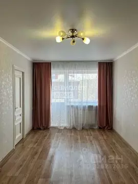 2-к кв. Омская область, Омск просп. Космический, 25 (47.0 м)